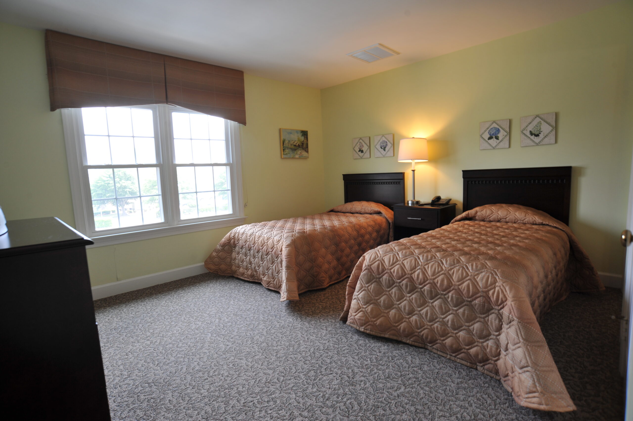 Guest Room1